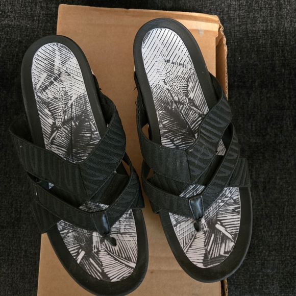 BareTraps Black Sandals for Women - Picture 1 of 3